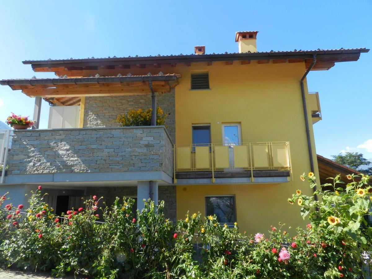 Residence Girasole Casa Gialla Колико Екстериор снимка