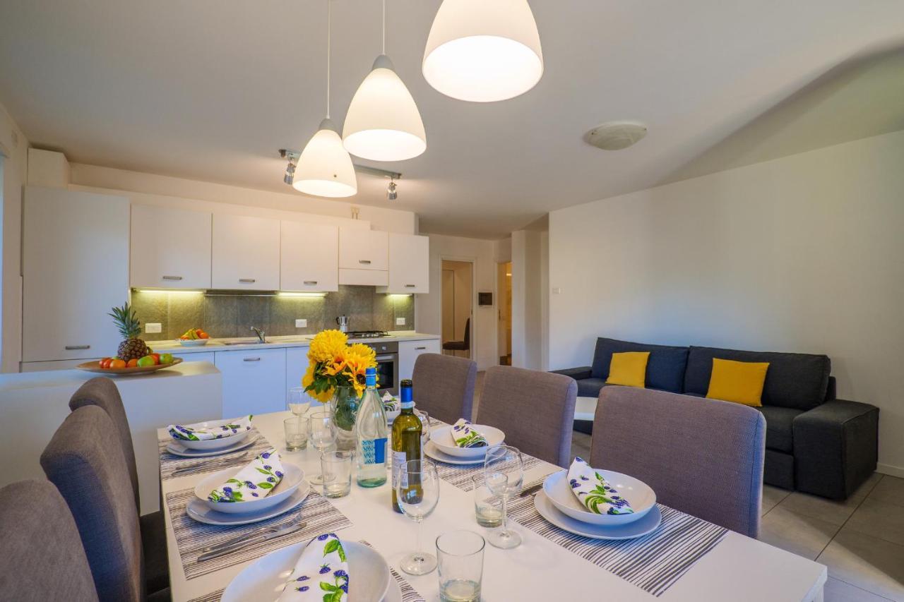 Residence Girasole Casa Gialla Колико Екстериор снимка