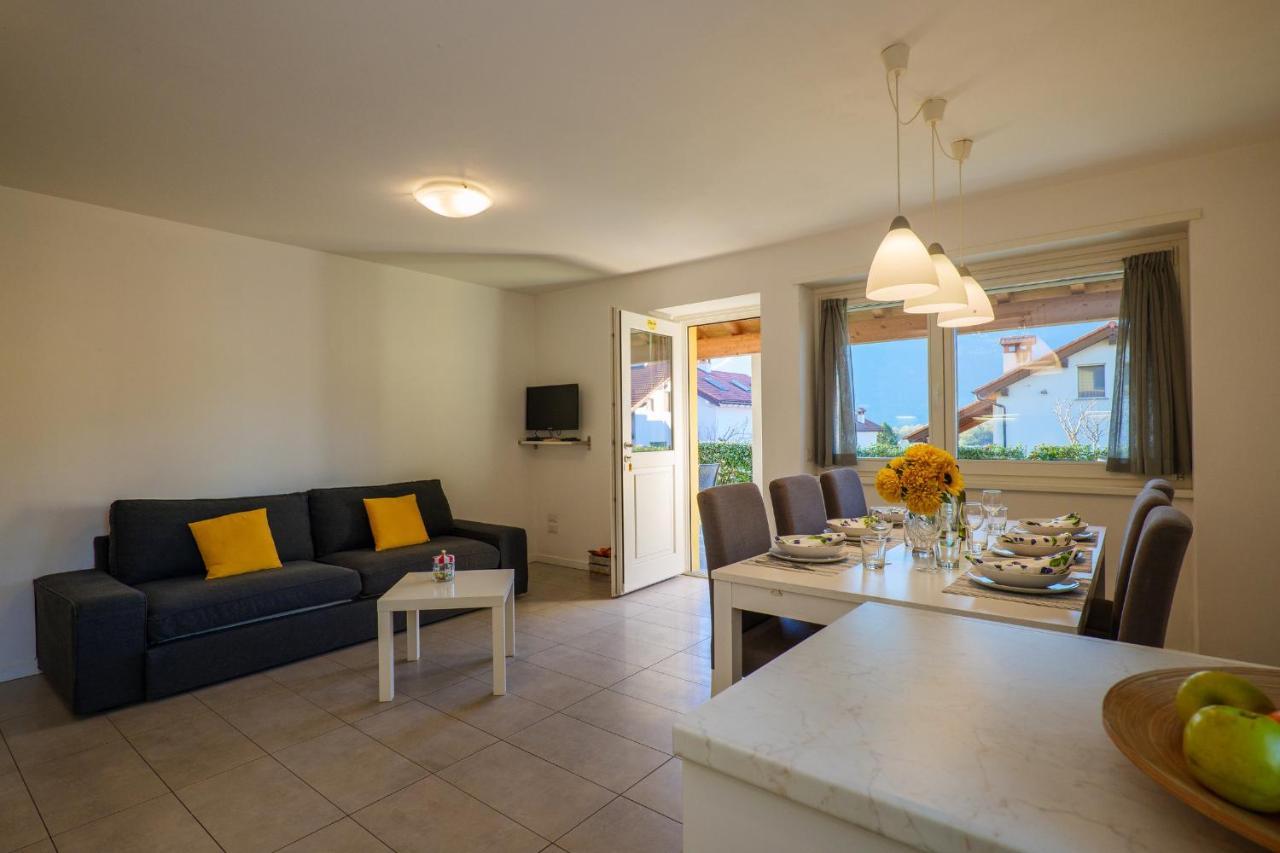 Residence Girasole Casa Gialla Колико Екстериор снимка