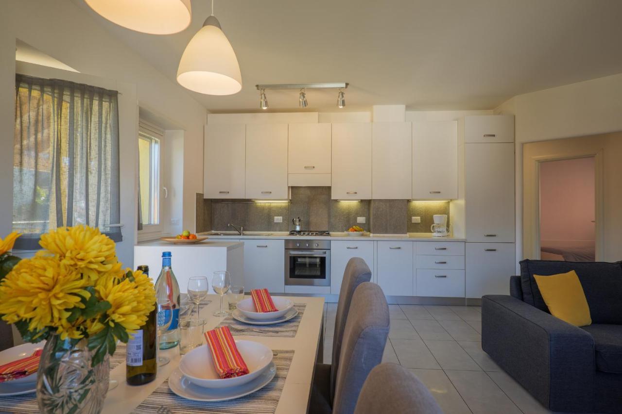 Residence Girasole Casa Gialla Колико Екстериор снимка